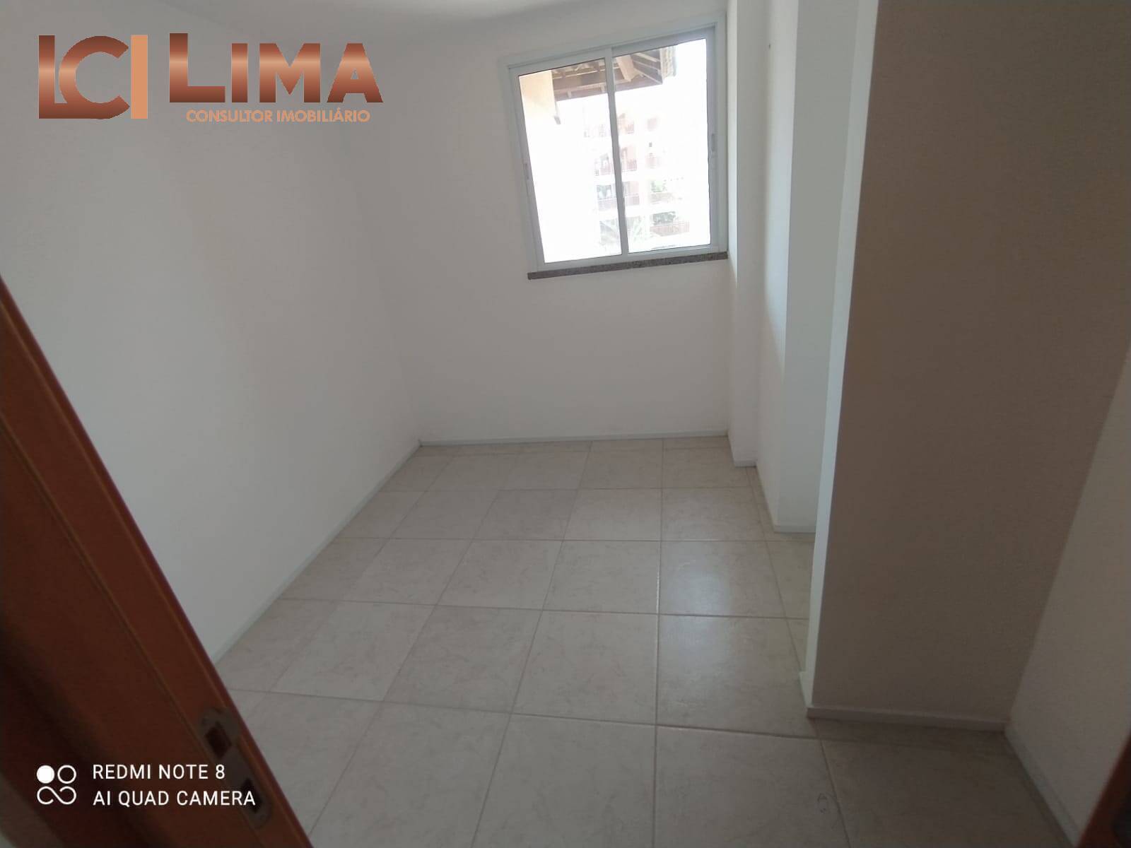 Apartamento à venda com 3 quartos, 76m² - Foto 10