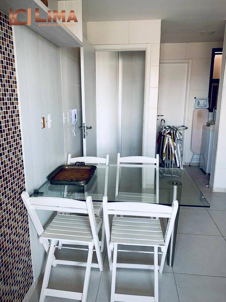 Apartamento à venda com 3 quartos, 127m² - Foto 3